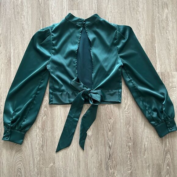 Emerald Mock Neck Blouse - Picture 8 of 8